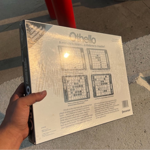 Vintage 1990 Othello Classic Strategy Board Game by Pressman NEW - SEALED! - Picture 6 of 7